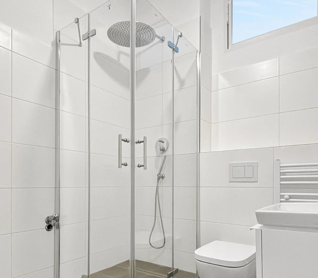 Kompaktbad mit Eckdusche, Schöneberg